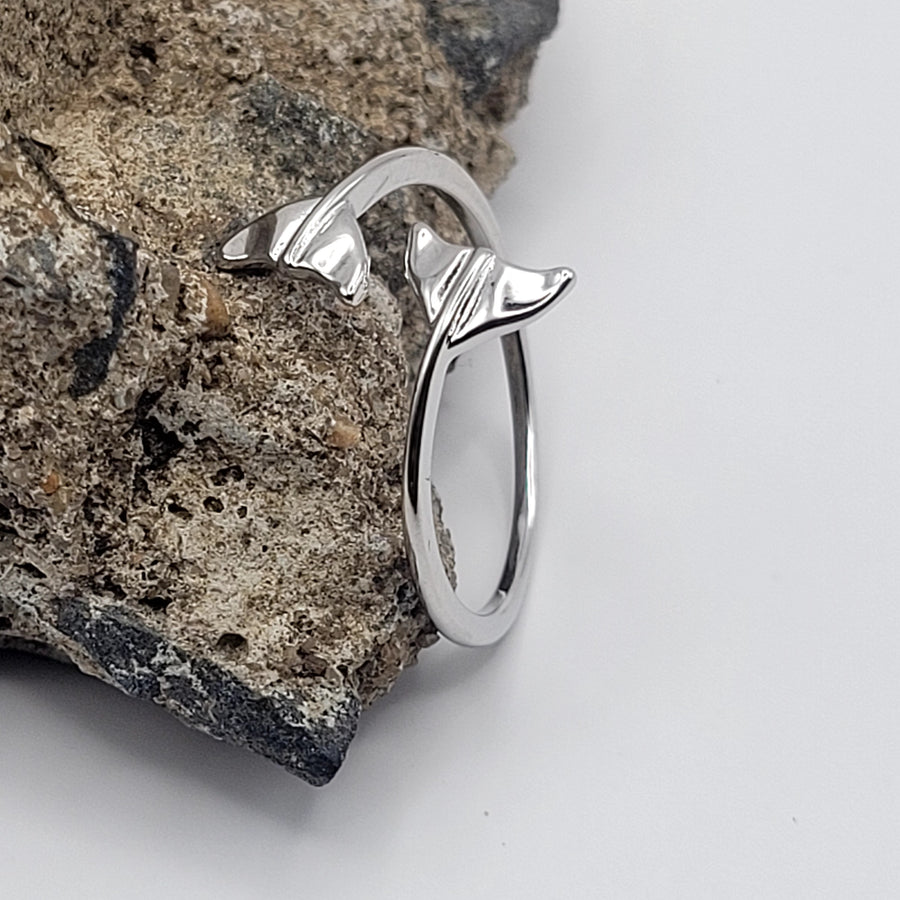 Adjustable Double Whale Tail Ring