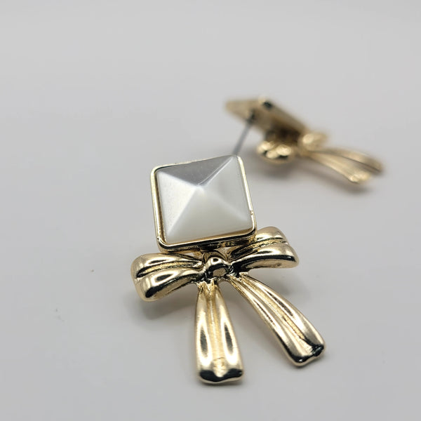 Square Tops With Bow